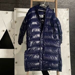 Aritzia Super Puff Winter Coat